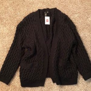sz S/thick black H&M cardigan.